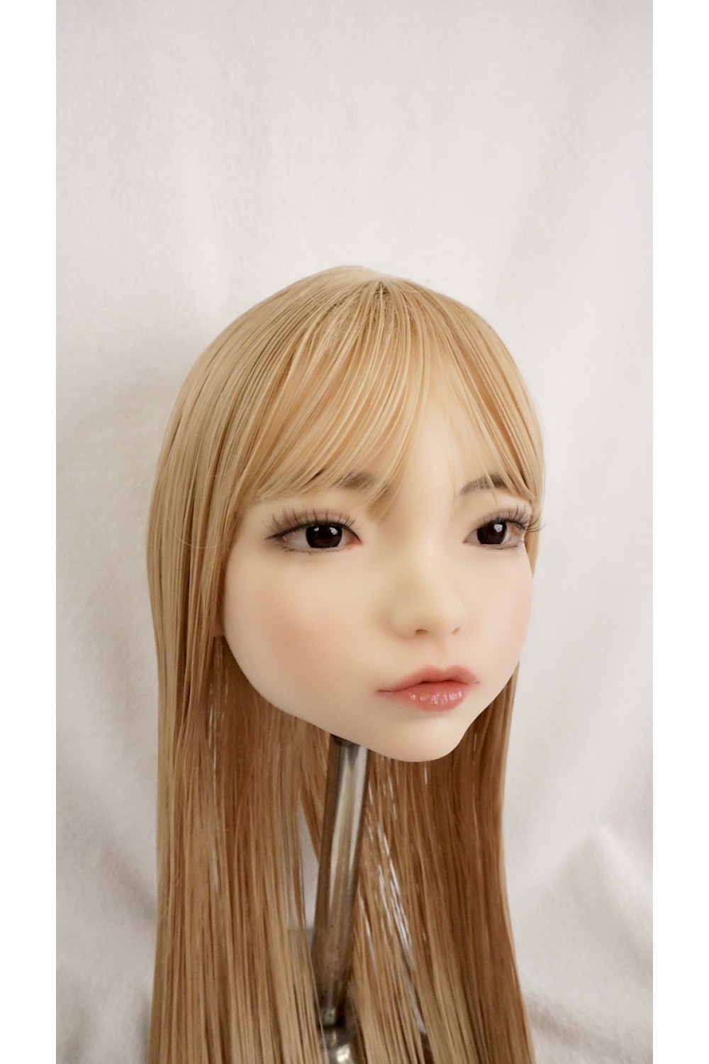 【中古】【O新古超美品 ホール未使用品】Real Girl (D工場製) #D6軟質シリコンヘッド 職人メイク 口開閉機能付き リアルな口腔構造 単品 (140〜170cm推奨)