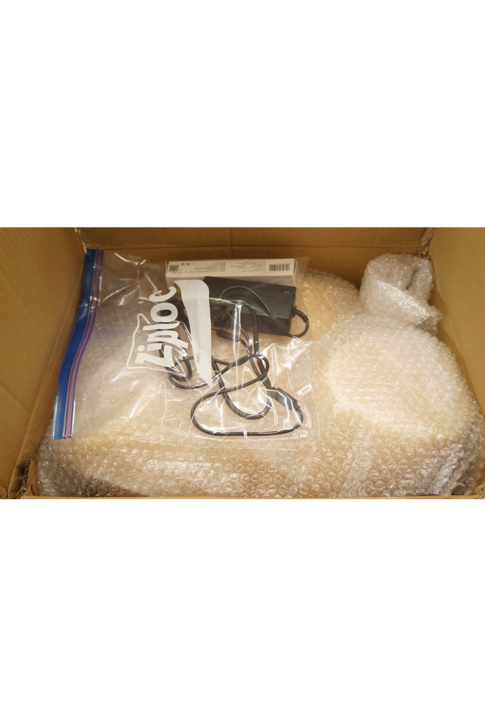 【新古超美品 ホール未使用品】Qita Doll 下半身ドール 中国ネット有名モデル 星河嬢 本人型取りオナホ 電動お尻 39°C加温機能付き リモコン付き 肌色ナチュラル