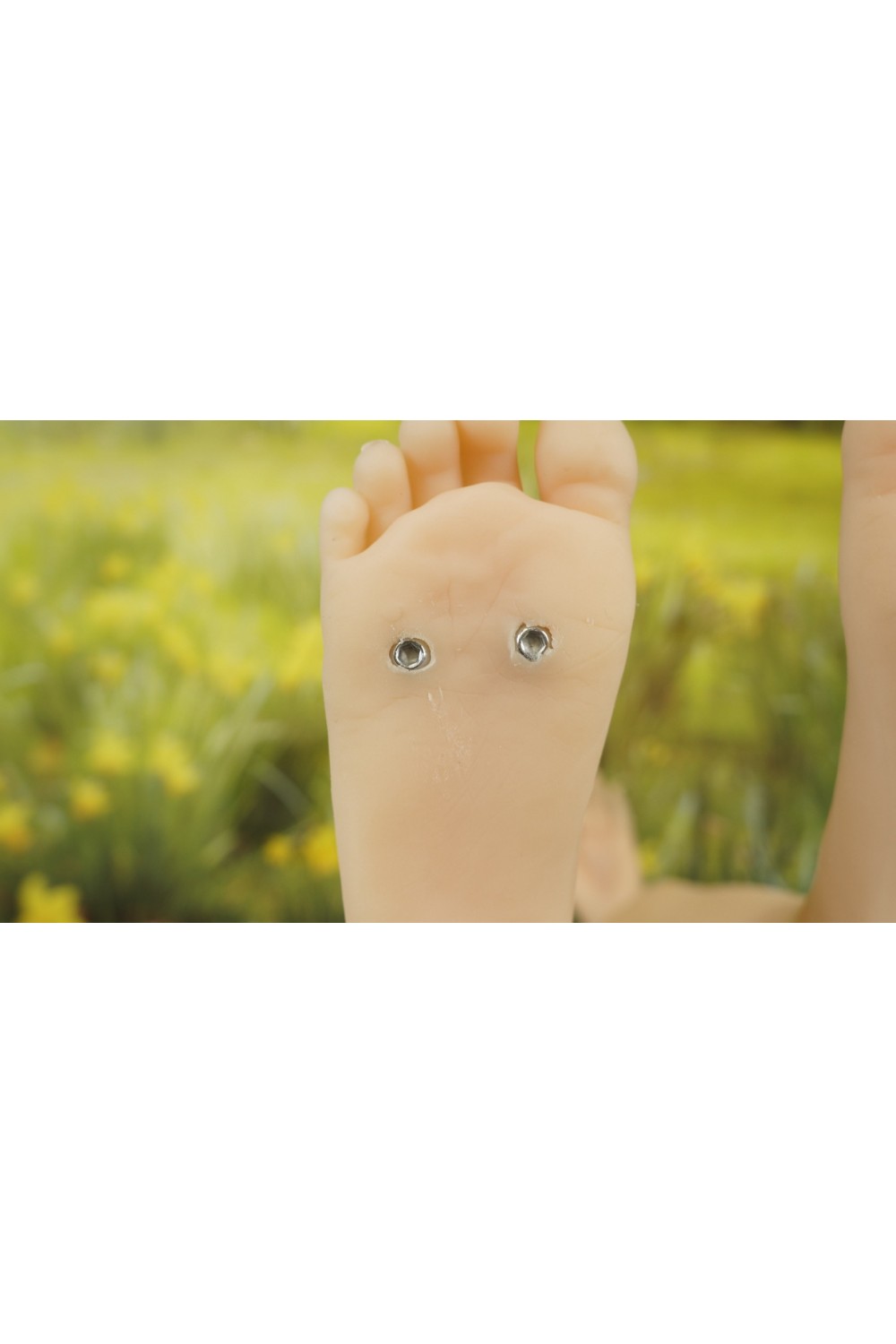 【初心者応援パック 中古】OLDOLLオリジナルドール ＃NO.2 ヘッド 瞑り目タイプ 136cm Aカップ貧乳 衣装付属 ヘッド超リアルメイク ボディ超リアルメイクOP 自立加工OP 眉毛と睫毛の植毛加工 肌色 ナチュラル