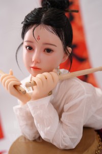 【新品】My Loli Waifu 略称MLWロり系ラブドール 126cm AAカップ シリコンヘッド Ayaヘッド ドラマー娘 掲載画像はシリコンヘッド+TPE材質ボディー ヘッド材質選択可能 メイク選択可能 MLW 0010
